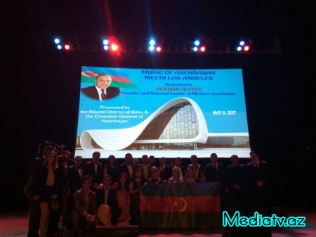 Los Ancelesdə Ümummilli Lider Heydər Əliyevin anadan olmasının 94-cü ildönümü münasibəti ilə  geniş konsert keçirilib  