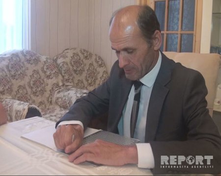Azərbaycanda gözləri görməyən müəllim 12 min həmkarını geridə qoydu – FOTO