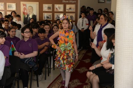 Nəsimi rayonu Texniki Humanitar Liseydə və 247 saylı tam orta məktəbdə 1 iyun Uşaqların Beynəlxalq Müdafiəsi Gününə həsr edilmiş bayram tədbirləri keçirilmişdir.